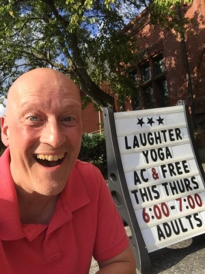 Robert Rivest 05 - Corporate Laughter Yoga Training & Workshop Specialists in the UK | Corporate Wellness & Workplace Wellbeing Programmes, Trainings & Workshops in London UK with Laughter Yoga Expert Lotte Mikkelsen